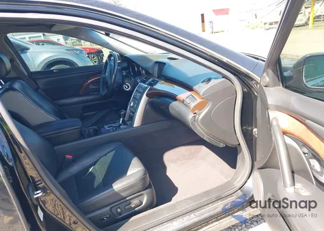 2005 Acura Rl 3.5 from USA, damaged, VIN JH4KB165X5C021471